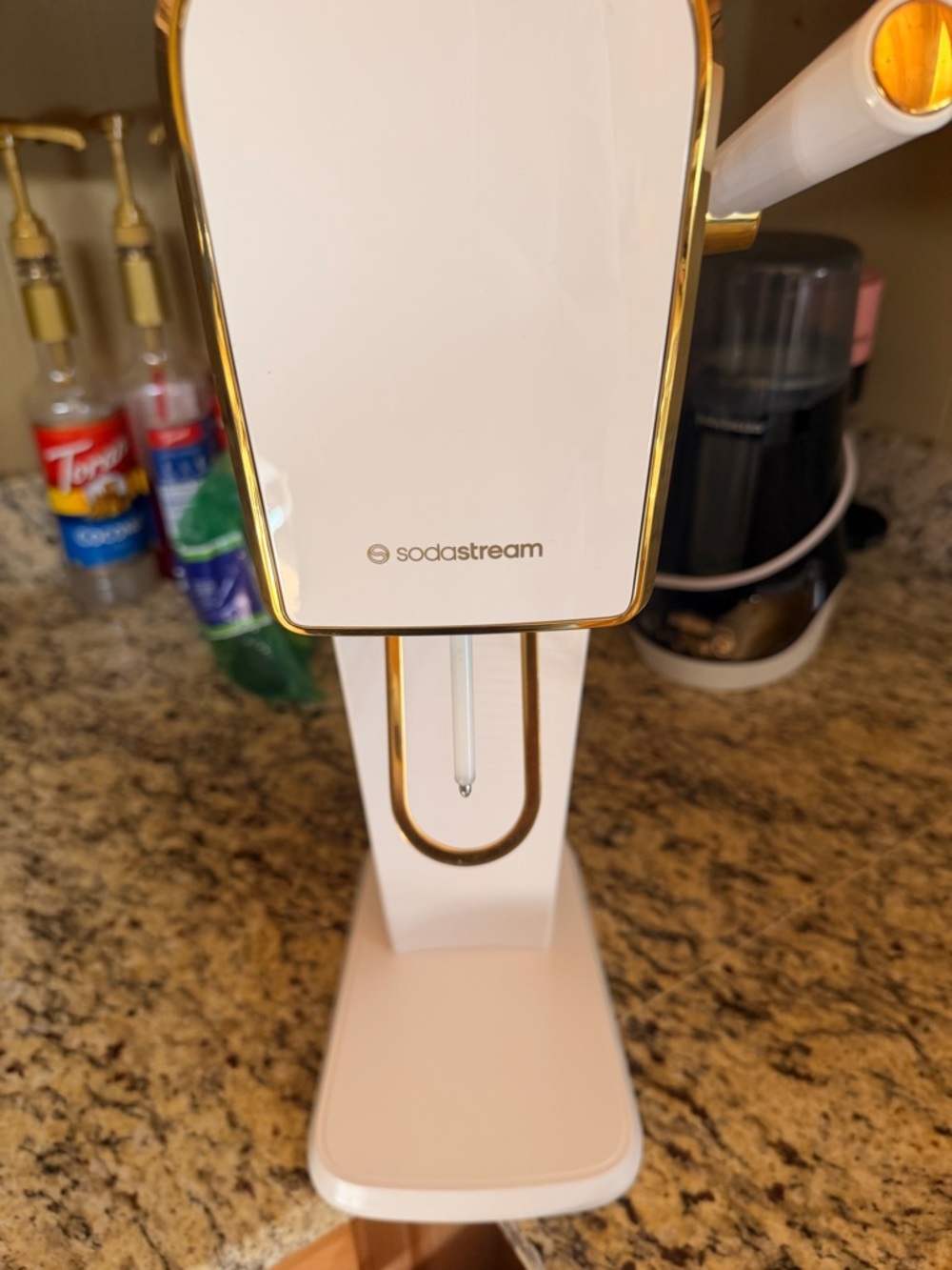 SodaStream Spirit Sparkling Water Maker in White with Gold Trim